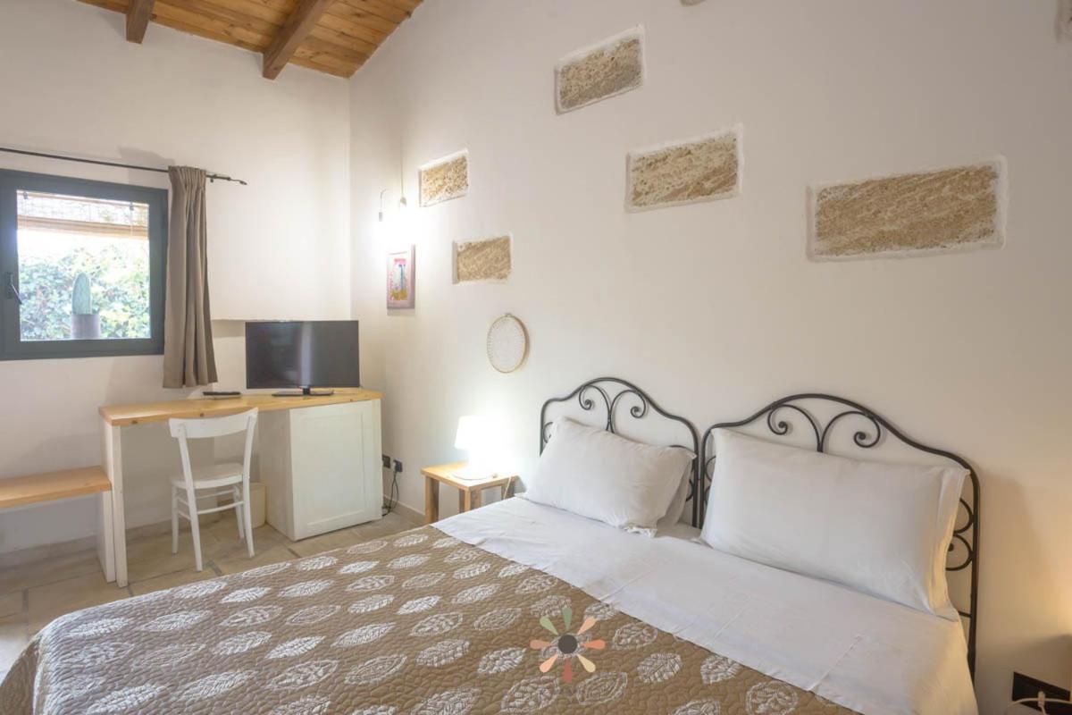 Agriturismo Tenuta Margherita Torre Lapillo Εξωτερικό φωτογραφία