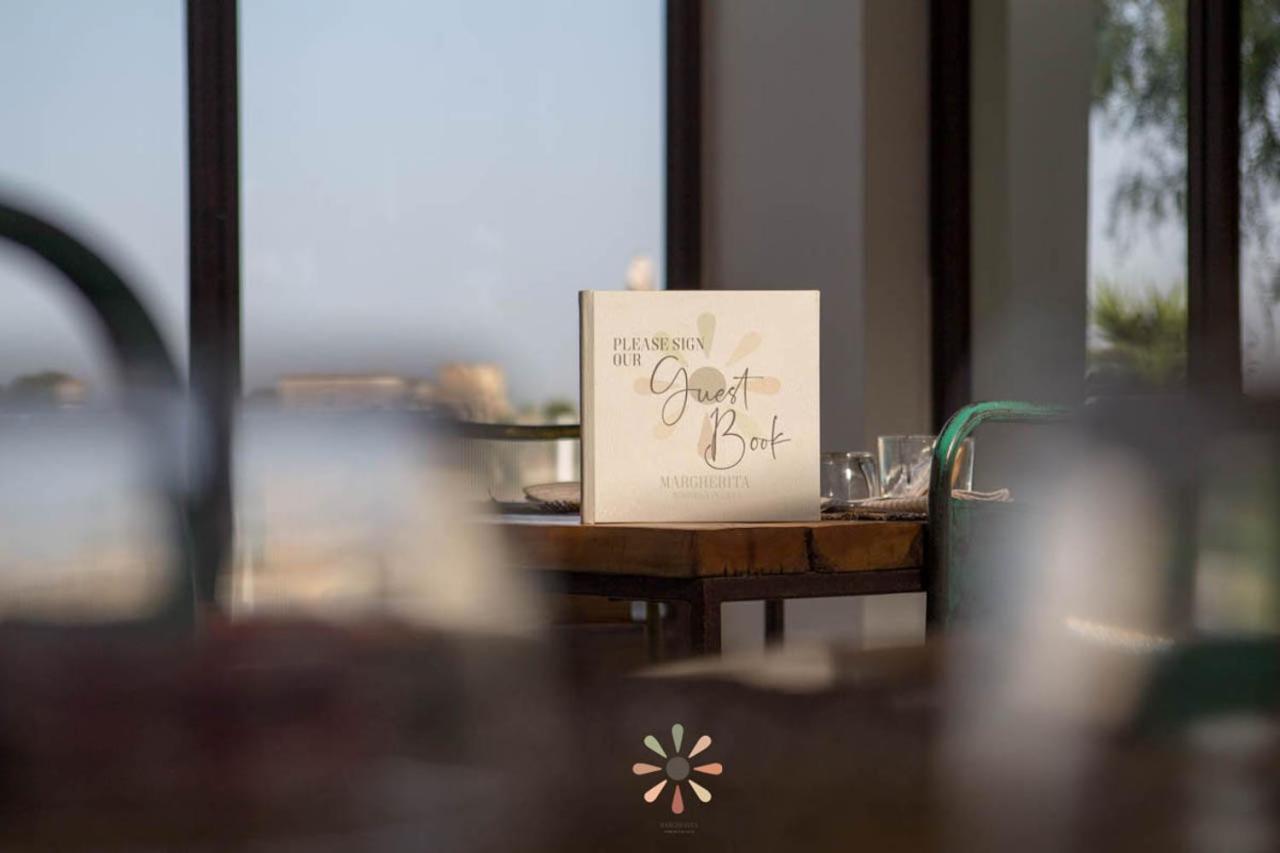 Agriturismo Tenuta Margherita Torre Lapillo Εξωτερικό φωτογραφία